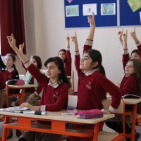 Gebze Hisar Koleji, Ortaokul Gebze Hisar Okulları Anaokulu, ilkokul, ortaokul, anadolu lisesi Gebze Hisar Koleji A